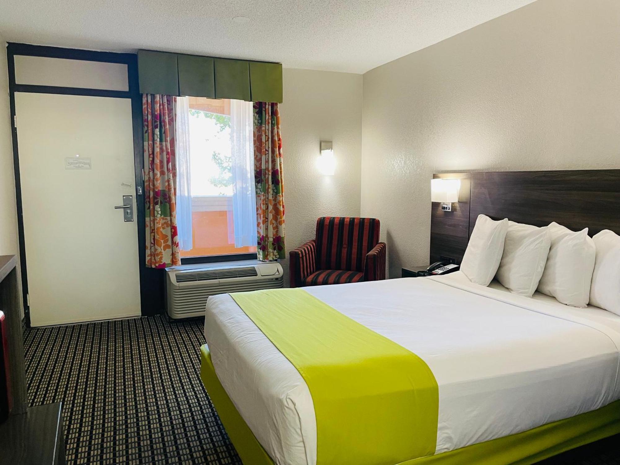 Surestay By Western Grapevine Dfw North Hotel