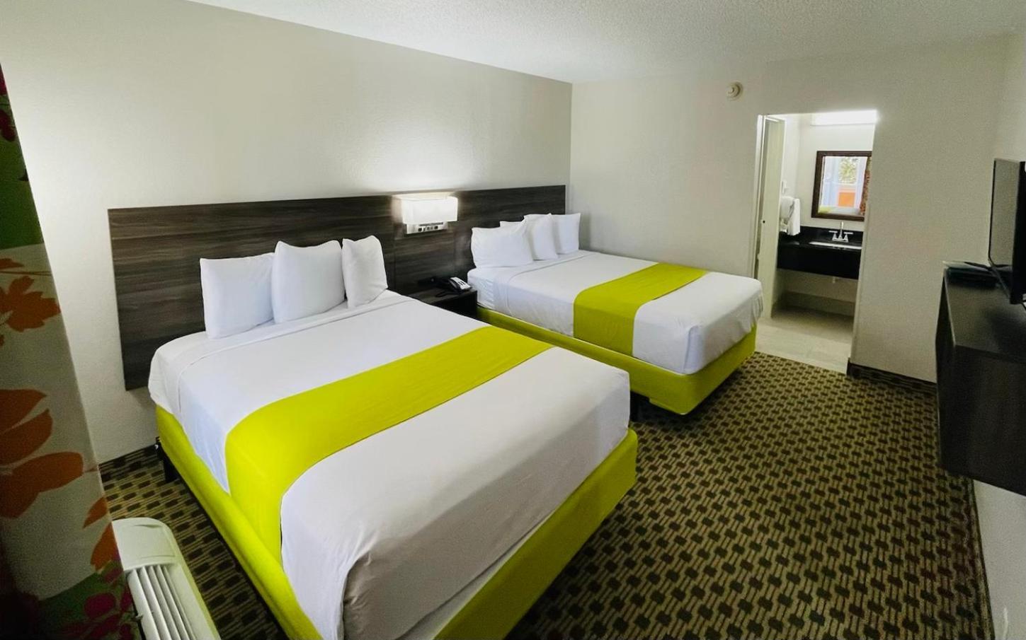 Hotel Surestay By Western Grapevine Dfw North Irving