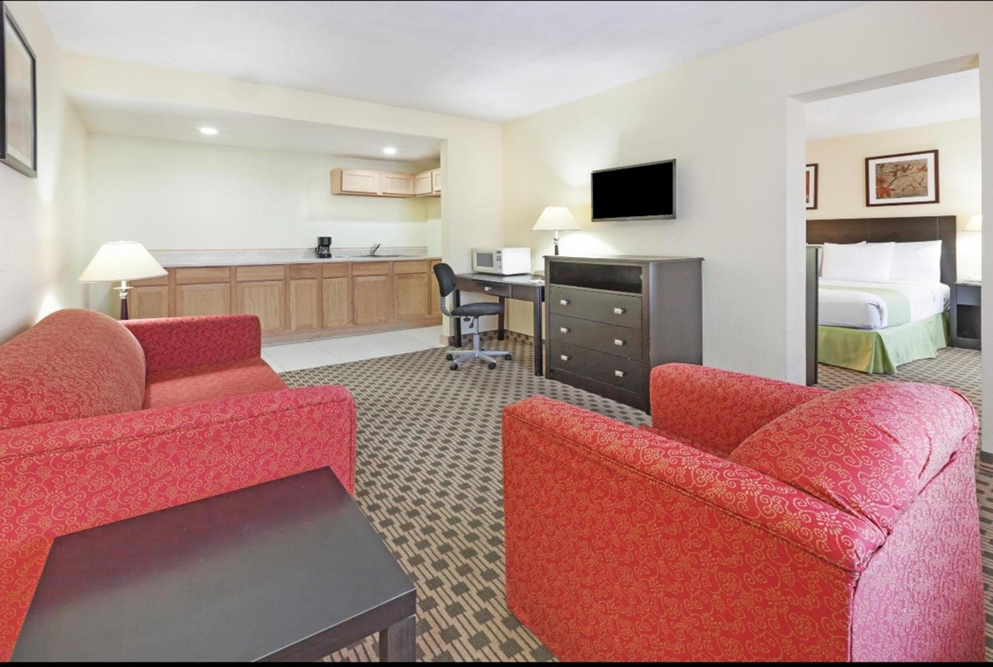 Surestay By Western Grapevine Dfw North Hotel