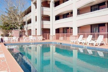 Hotel Surestay By Western Grapevine Dfw North 2*